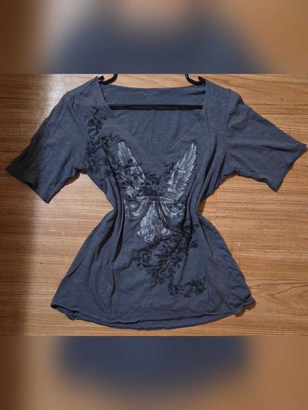 Vintage Y2K Calvin Klein Jeans Wing Graphic V-Neck Grunge Mall Goth Top Size M